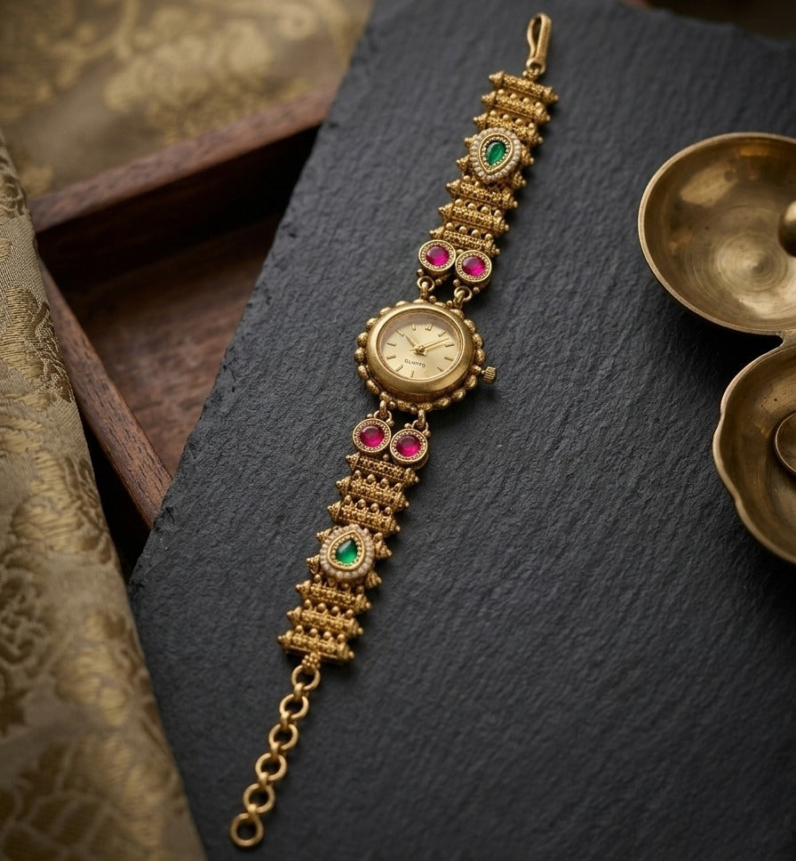 Classic Antique Gold Bracelet Watch